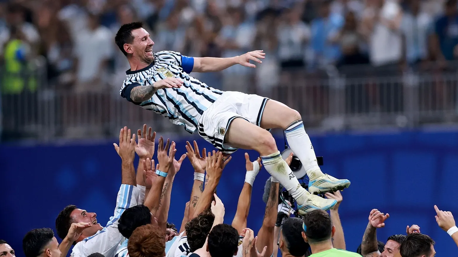 صورة مرافقة للخبر: منتخب الأرجنتين يعلن عن أولى مبارياته بعد وداع ميسي