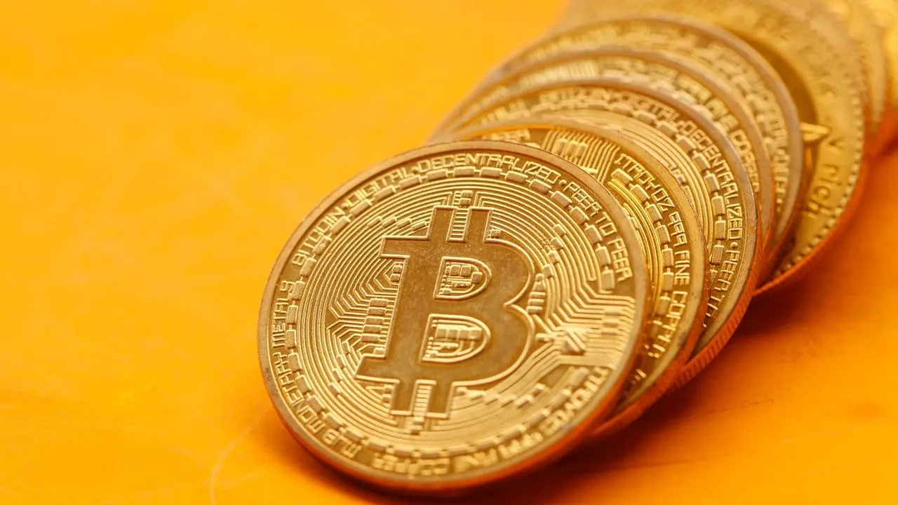 Image accompanying: Bitcoin On Track For First Back-To-Back Losing Octobers In Over A Decade As ‘Downtober’ Continues