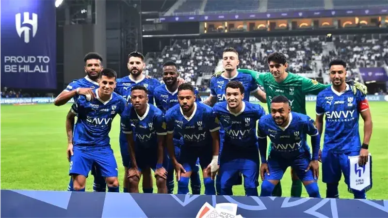 صورة مرافقة للخبر: التعادل السلبي يحسم الشوط الأول من مباراة الهلال والحزم في الدوري السعودي