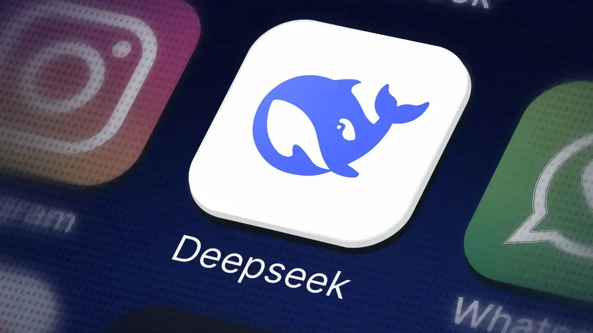 صورة مرافقة للخبر: الولايات المتحدة تأمر الوكالات المدنية بإزالة DeepSeek من الأنظمة الحكومية