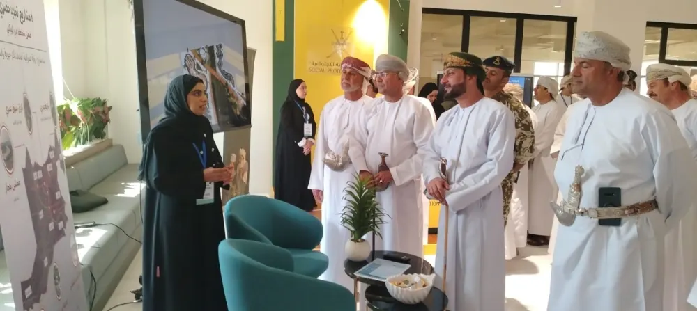 صورة مرافقة للخبر: "أكتوبر العمران" يبحث تعزيز الشراكة في تطوير الأحياء السكنية بالظاهرة