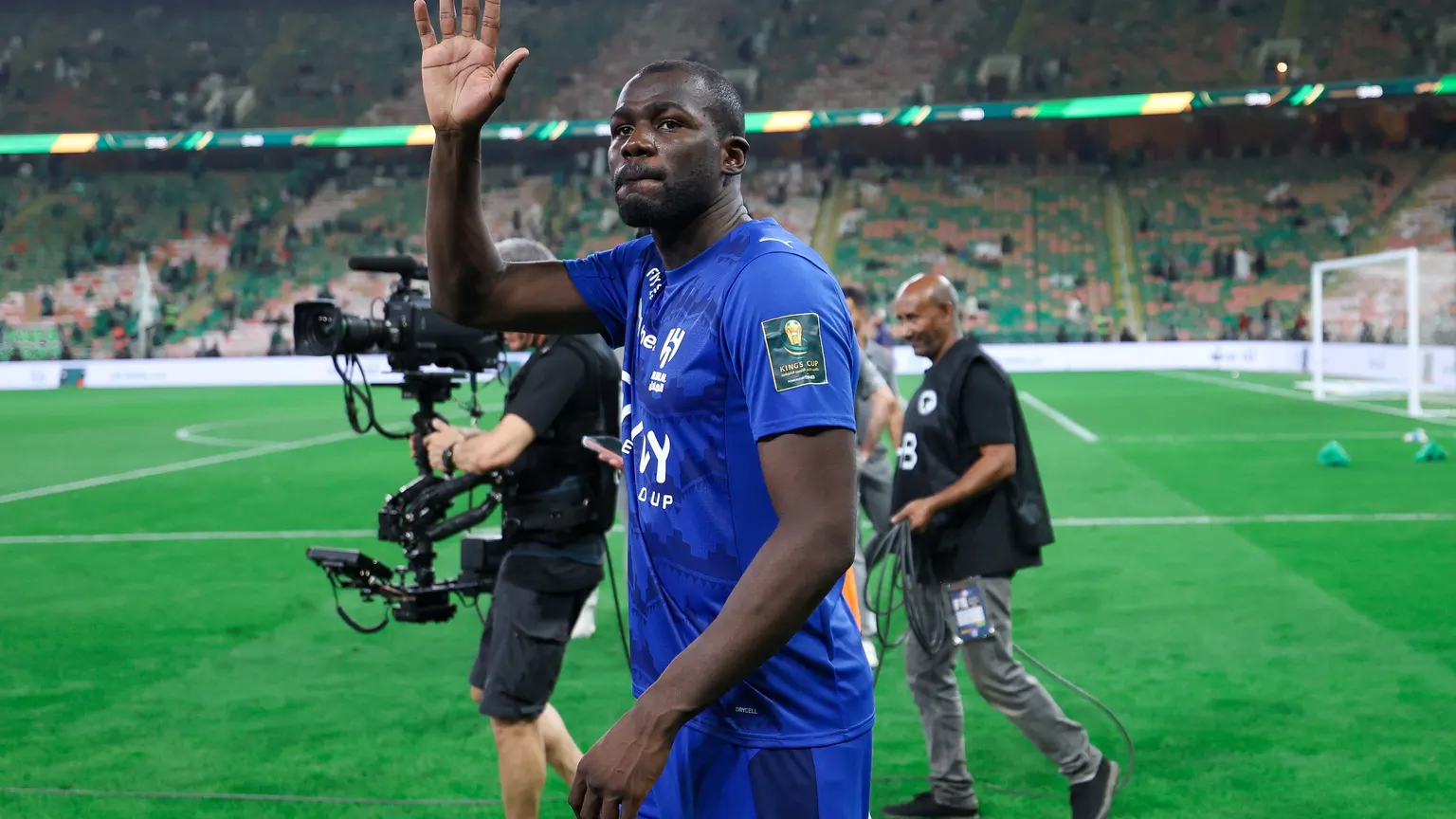 صورة مرافقة للخبر: فيديو: كوليبالي ينقذ الهلال.. وبونو المستفيد الأول