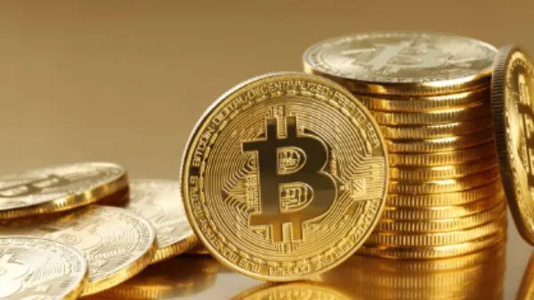 صورة مرافقة للخبر: بيتكوين تتراجع إلى 81.5 ألف دولار وسط تزايد التخارجات من صناديق الاستثمار