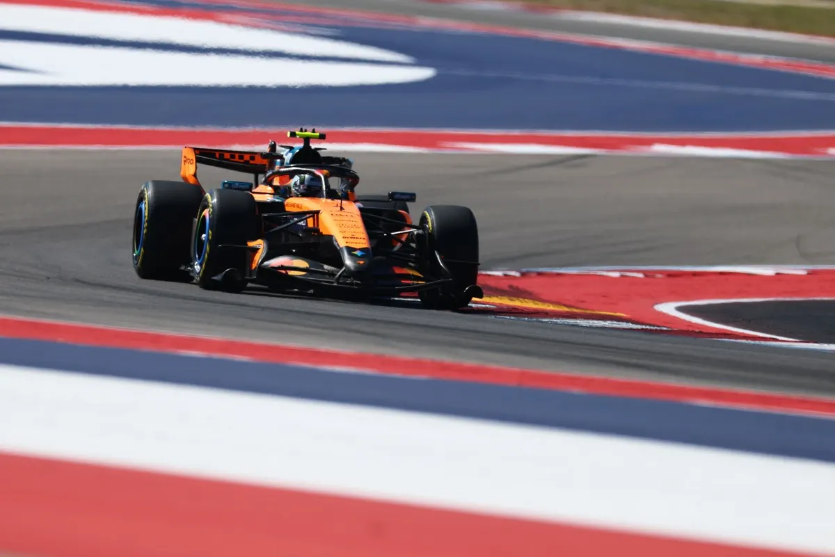 Image accompanying: McLaren's aims for its final F1 2026 upgrades amid decline in form