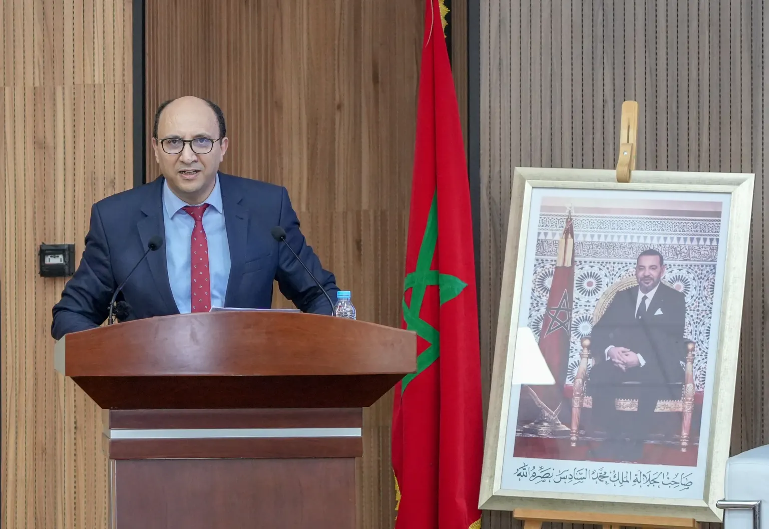 صورة مرافقة للخبر: حسن طارق يدعو إلى تجديد السردية الوطنية المغربية لتعزيز ارتباط الشباب بالهوية