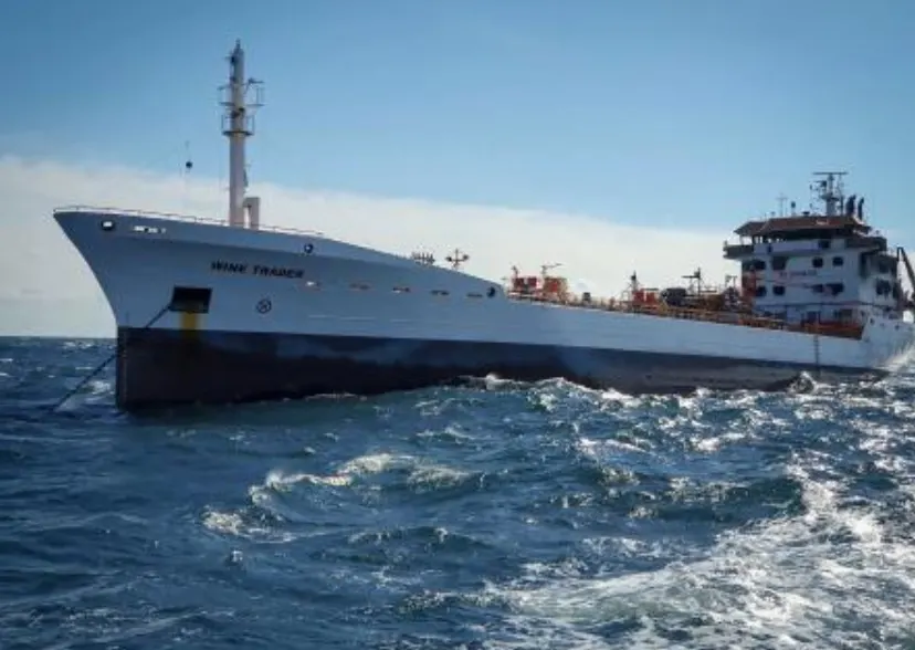 Image accompanying: Romania resumes search for seven missing sailors from drone-hit ship