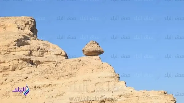 صورة مرافقة للخبر: دبوس مصاغة بسوهاج.. صخرة تتحدى المنطق وتفتح أبواب الحكايات بين أساطير الذهب وشواهد التاريخ
