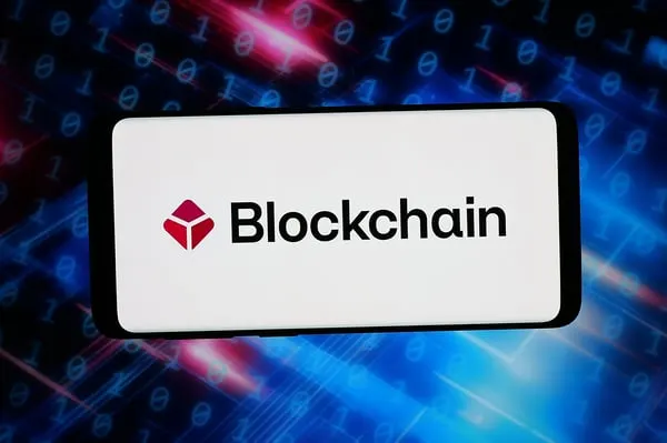 صورة مرافقة للخبر: بلوكشين.كوم تسعى للحصول على تراخيص من لجنة تداول العقود الآجلة للسلع لتقديم أسواق التنبؤ والمشتقات المشفرة في الولايات المتحدة