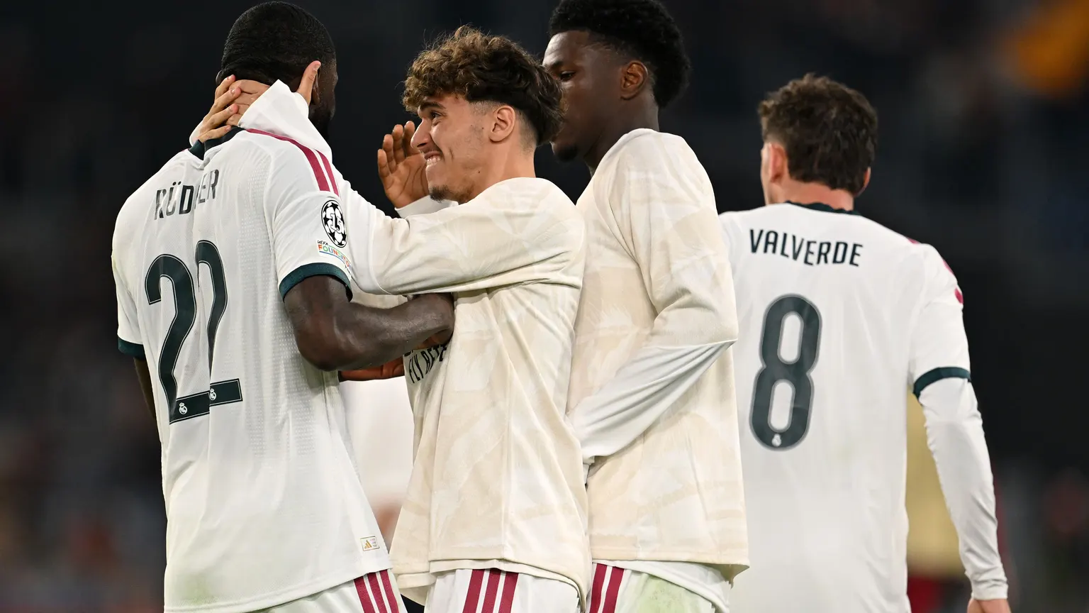 صورة مرافقة للخبر: إحصائيات دوري الأبطال: ريال مدريد الملك التاريخي للريمونتادا.. وبرشلونة وصيفًا