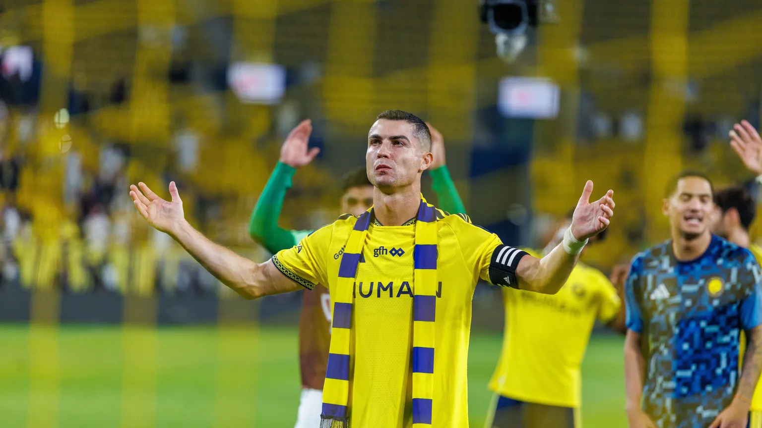 صورة مرافقة للخبر: فيديو.. أسطورة الهلال: رونالدو يعاني نفسيًا بسبب أزمة البرتغال