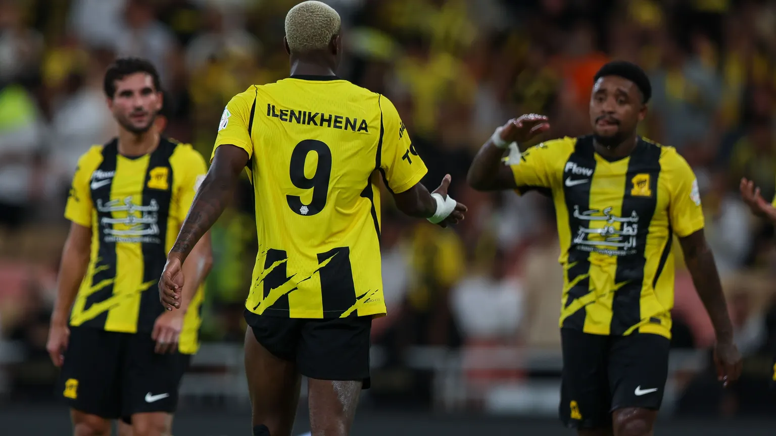 صورة مرافقة للخبر: فيديو: الاتحاد يواصل ملاحقة النصر والهلال بفوز مثير أمام الدرعية