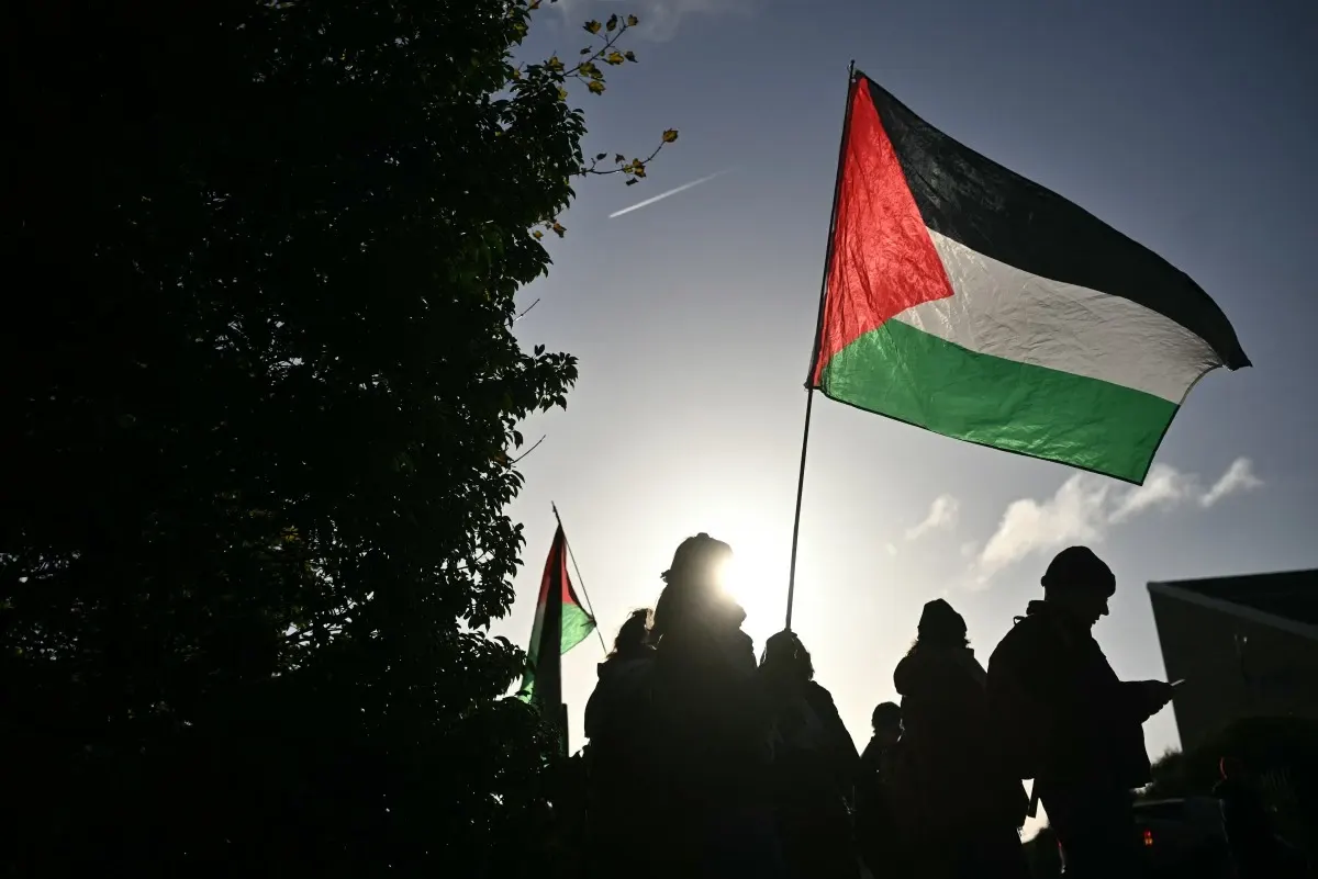Image accompanying: Wife of UK PM top adviser in row over Palestine Action post