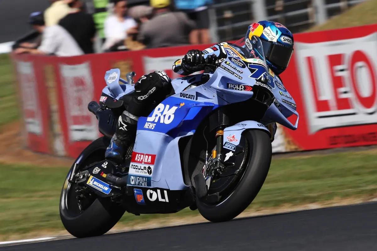 Image accompanying: Alex Marquez: Marco Bezzecchi ‘miscalculated’ move in bizarre practice crash