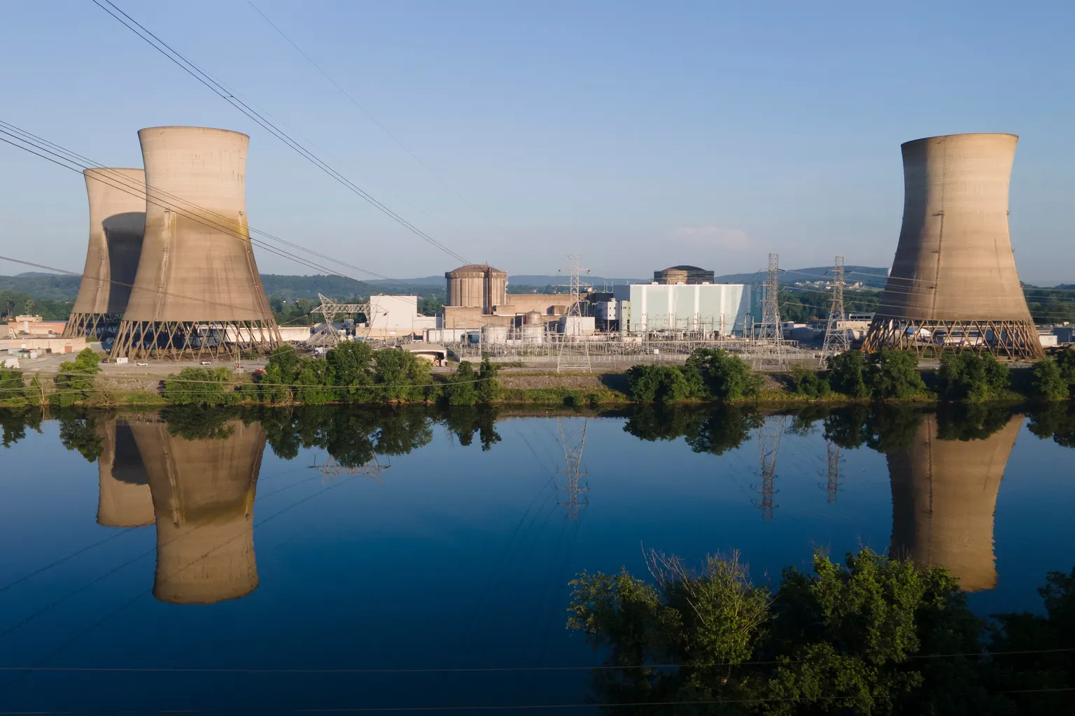 Image accompanying: US is reviving shuttered nuclear plants to meet growing electricity demand and to power data centers