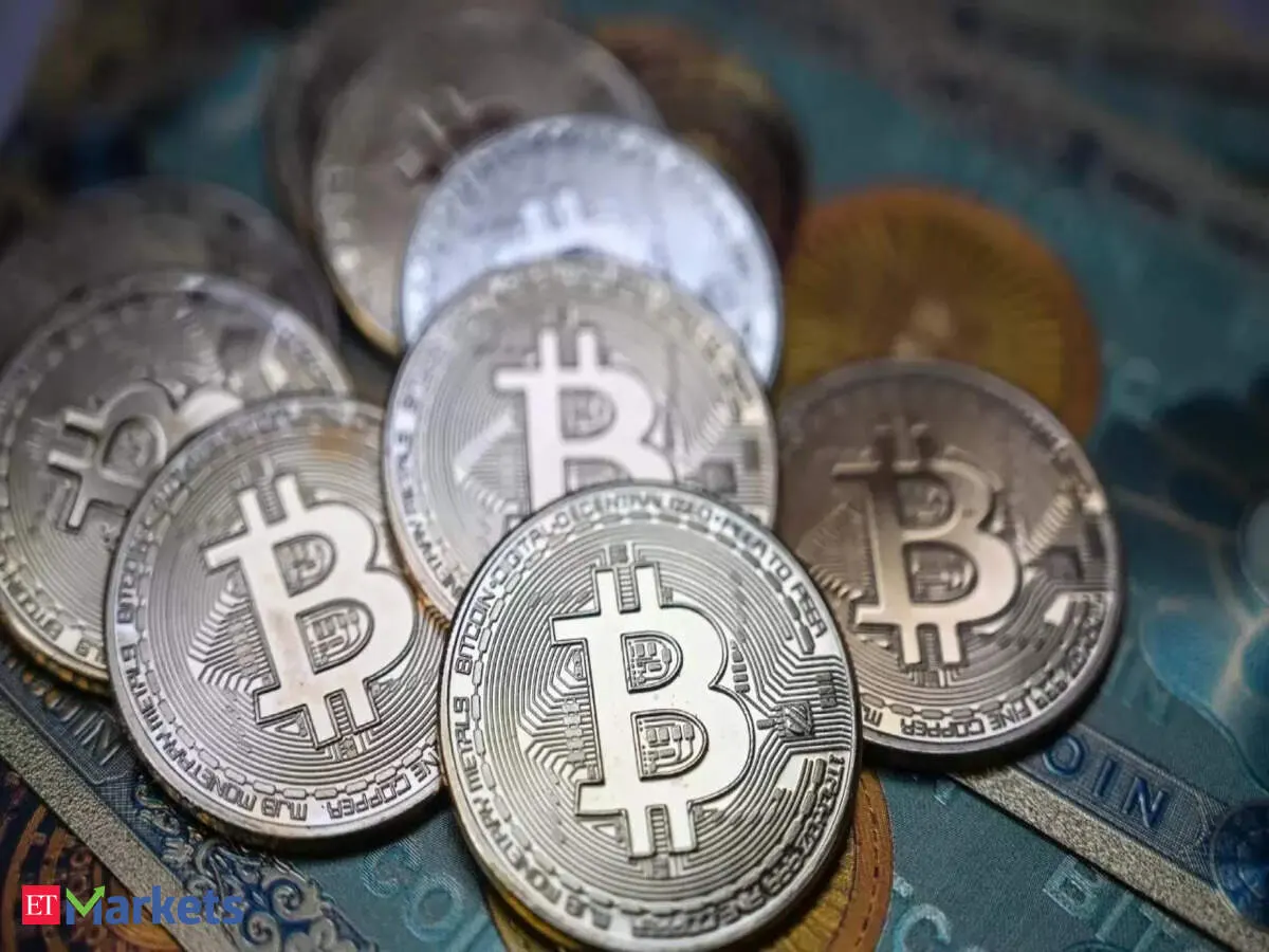 صورة مرافقة للخبر: بيتكوين تستعيد 82,500 دولار مع تحسن تدفقات صناديق الاستثمار المتداولة ودعم معنويات السوق