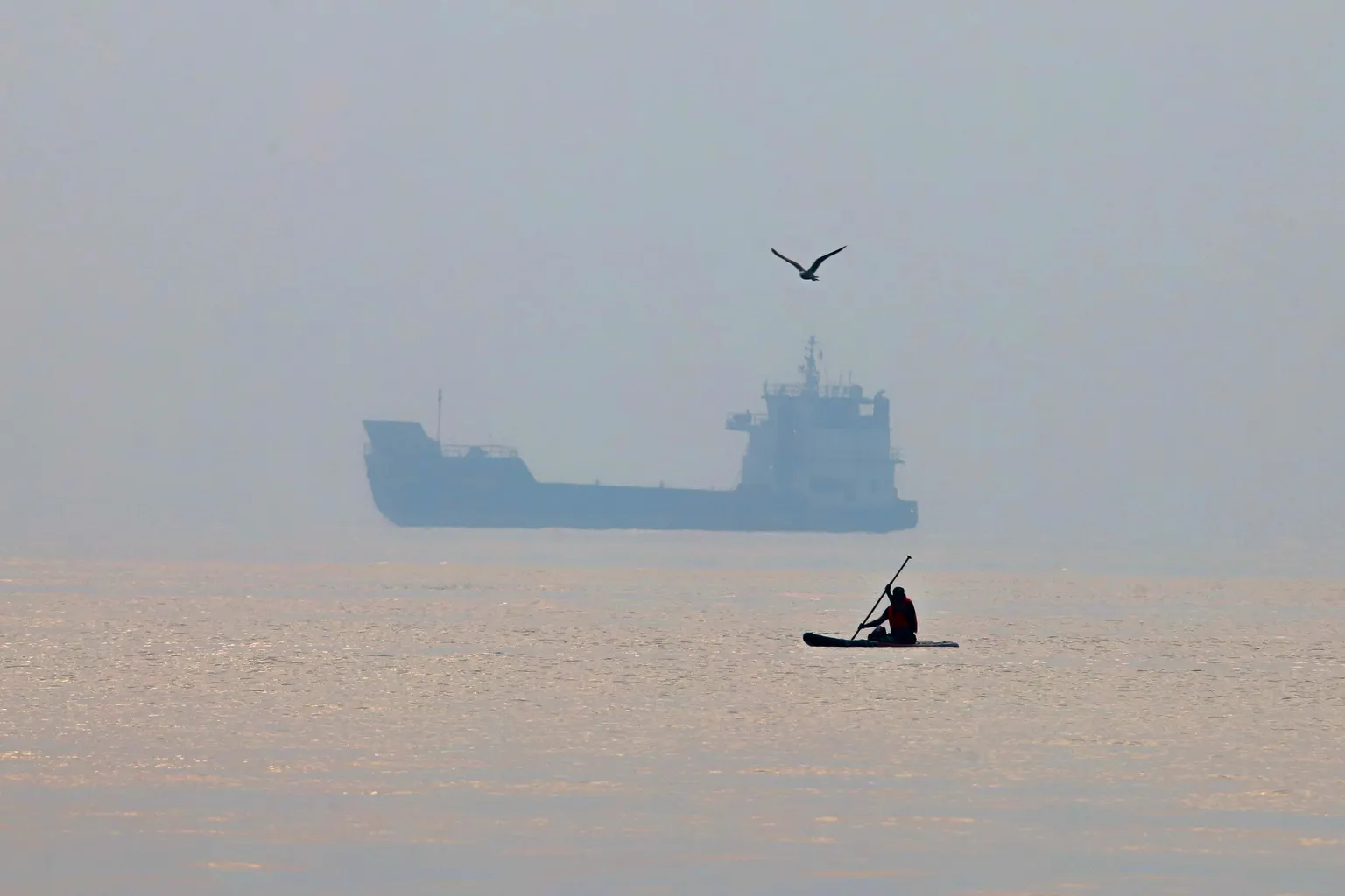 Image accompanying: US imposes sanctions targeting 17 vessels of Iran ‘shadow fleet’