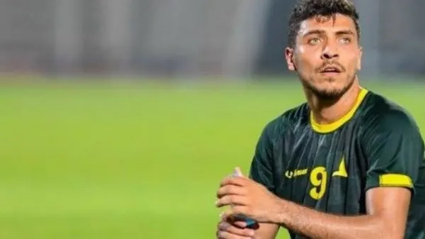 صورة مرافقة للخبر: عقوبات انضباطية.. نادي الزوراء العراقي يُعاقب محمد شريف وثنائي الفريق بعد مُشادة داخل غرفة الملابس