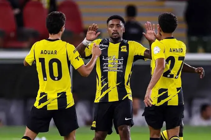 صورة مرافقة للخبر: الاتحاد يستعيد نغمة الانتصارات بفوز عريض على الاتفاق في الدوري السعودي