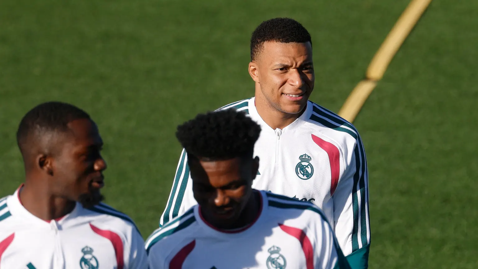 صورة مرافقة للخبر: قبل مواجهة لايبزيج.. ماذا قدم ريال مدريد على أرضه هذا الموسم؟