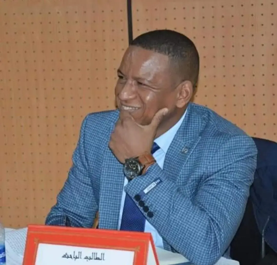 صورة مرافقة للخبر: تسليم السلط بين الحكومة المنتهية ولايتها والحكومة الجديدة: التأطير الدستوري والقانوني