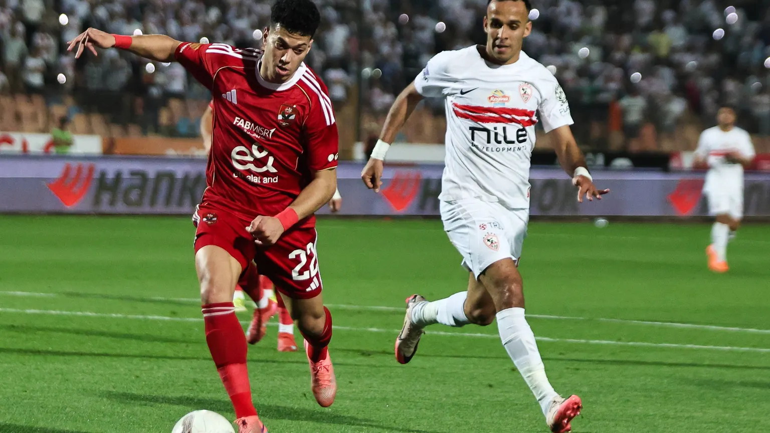 صورة مرافقة للخبر: ديربي القاهرة.. موعد مباراة الزمالك والأهلي في الدوري المصري 2026-2027 والقنوات الناقلة