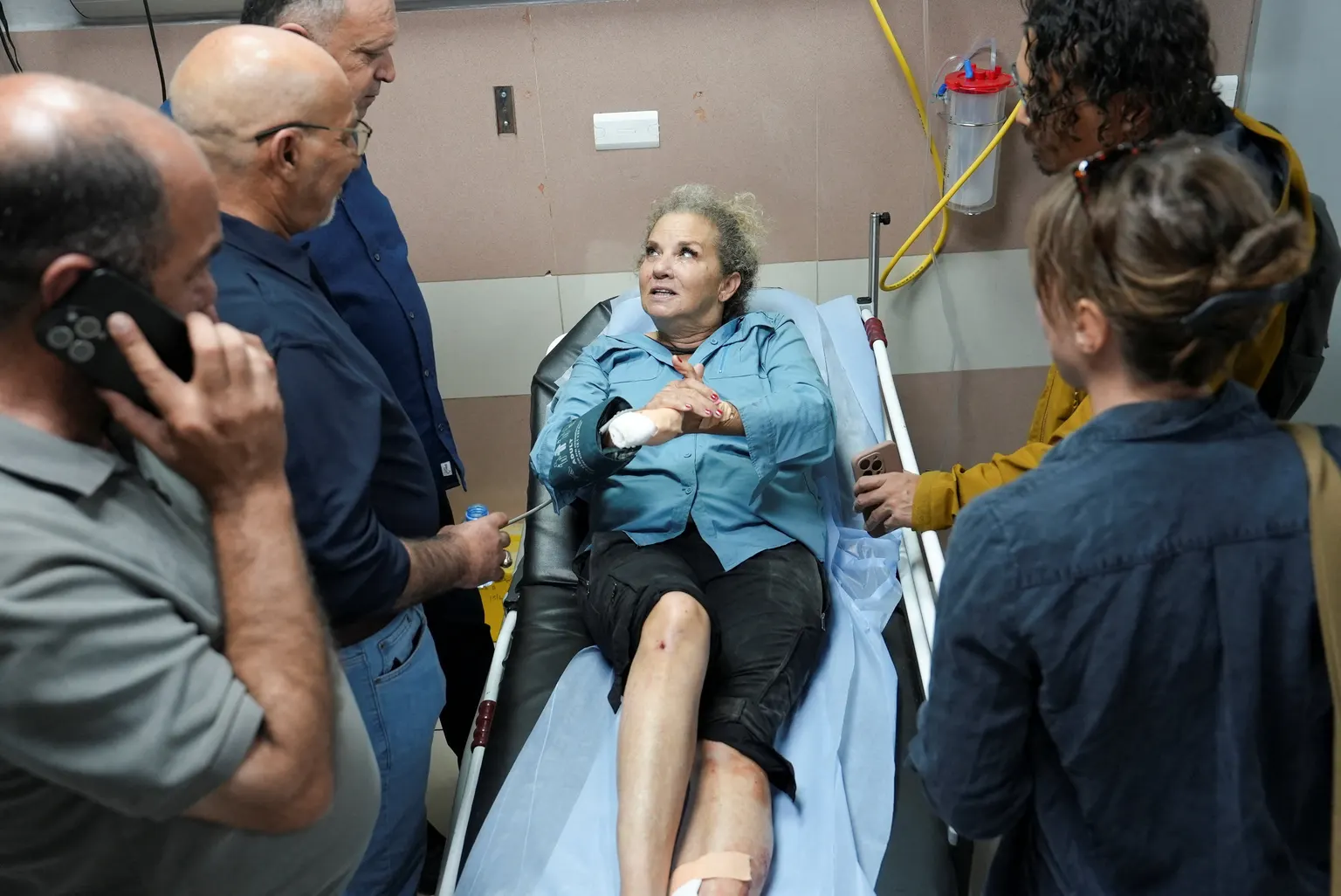 Image accompanying: Israeli settlers injure Washington Post journalist in West Bank attack