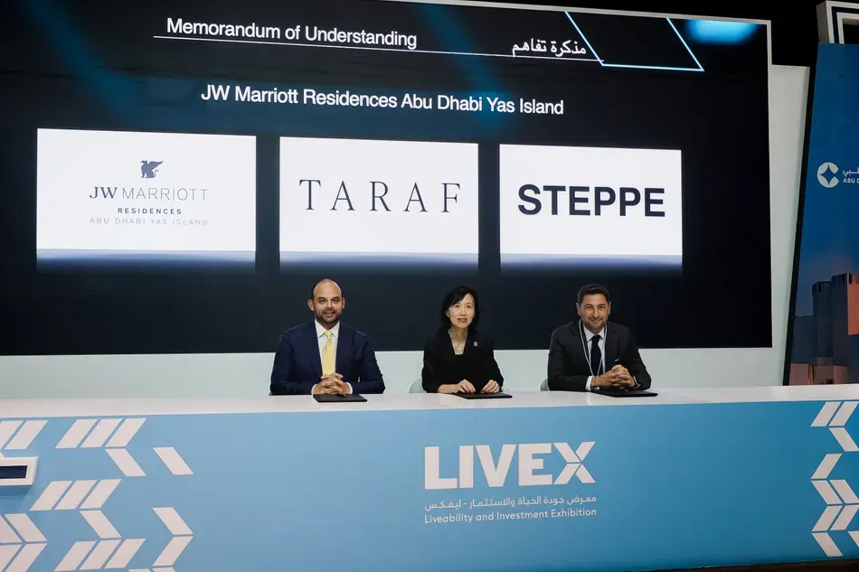 Image accompanying: TARAF and Marriott International sign agreement to launch JW Marriott Residences Abu Dhabi, Yas Island