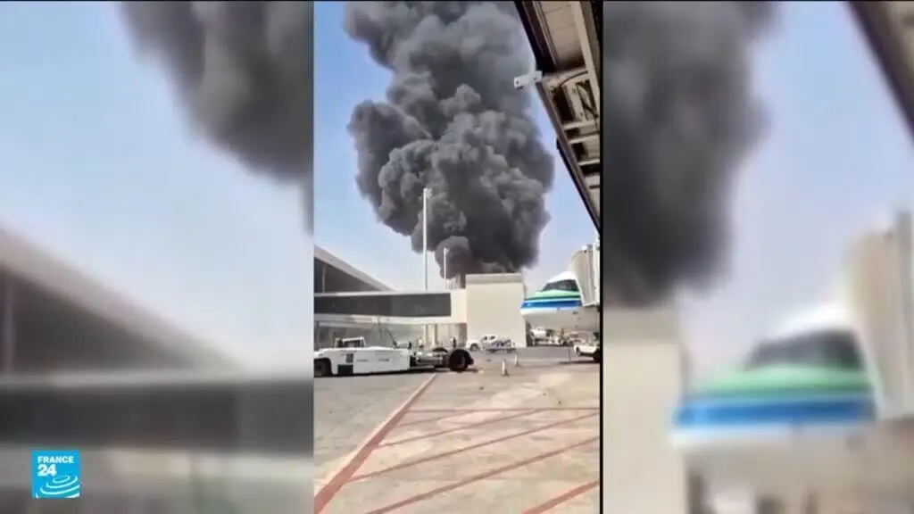 صورة مرافقة للخبر: قصف مطار الرياض.. ضحايا بالعشرات ووعيد سعودي بالرد