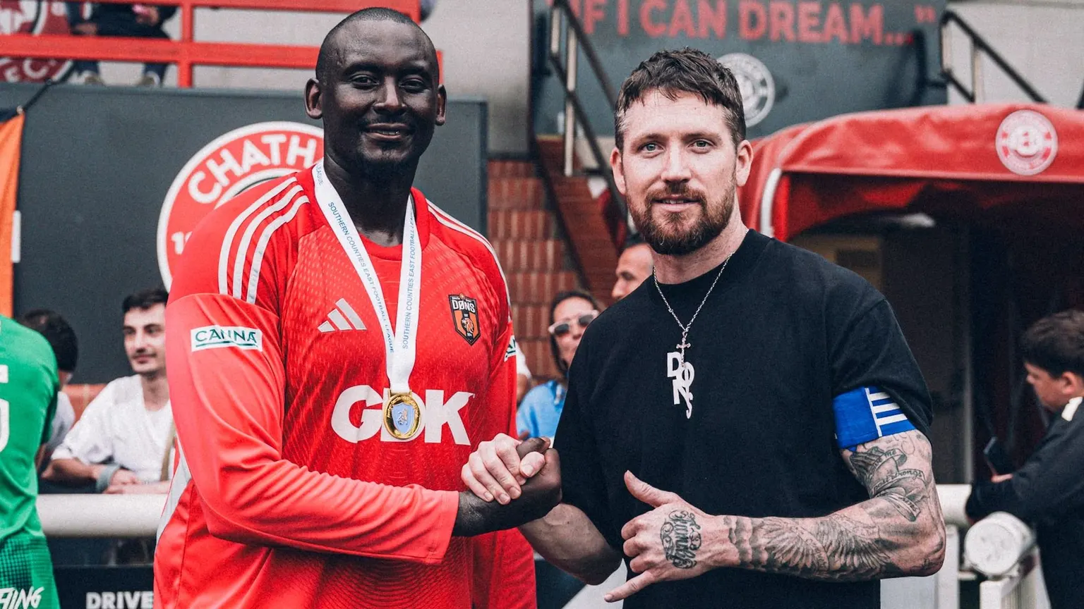 صورة مرافقة للخبر: إس إي دونز: من يوتيوب ودوري الأحد إلى حافة تاريخ كأس الاتحاد الإنجليزي