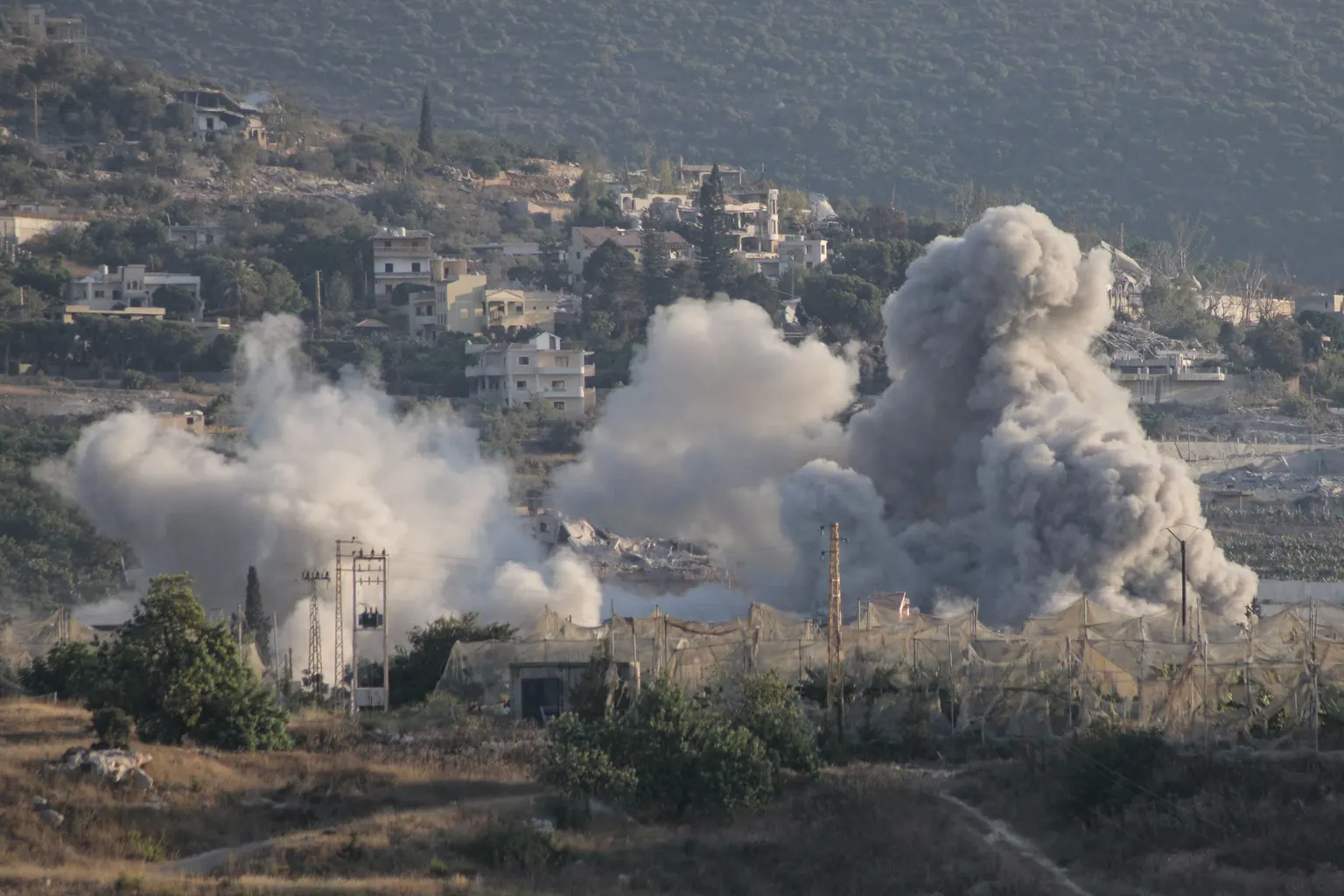 Image accompanying: Israeli army says one soldier killed, three wounded in south Lebanon