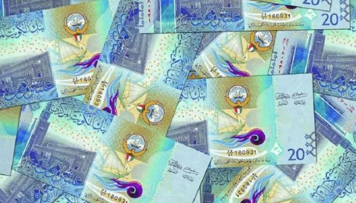 صورة مرافقة للخبر: سعر الدينار الكويتي مقابل الجنيه المصري اليوم الخميس 22 أكتوبر 2026