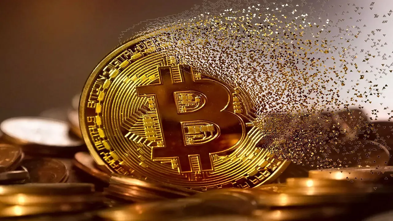 Image accompanying: Trump’s China Tariff Rocks Crypto Market: Bitcoin Falls Hard, Ethereum Drops Double Digits