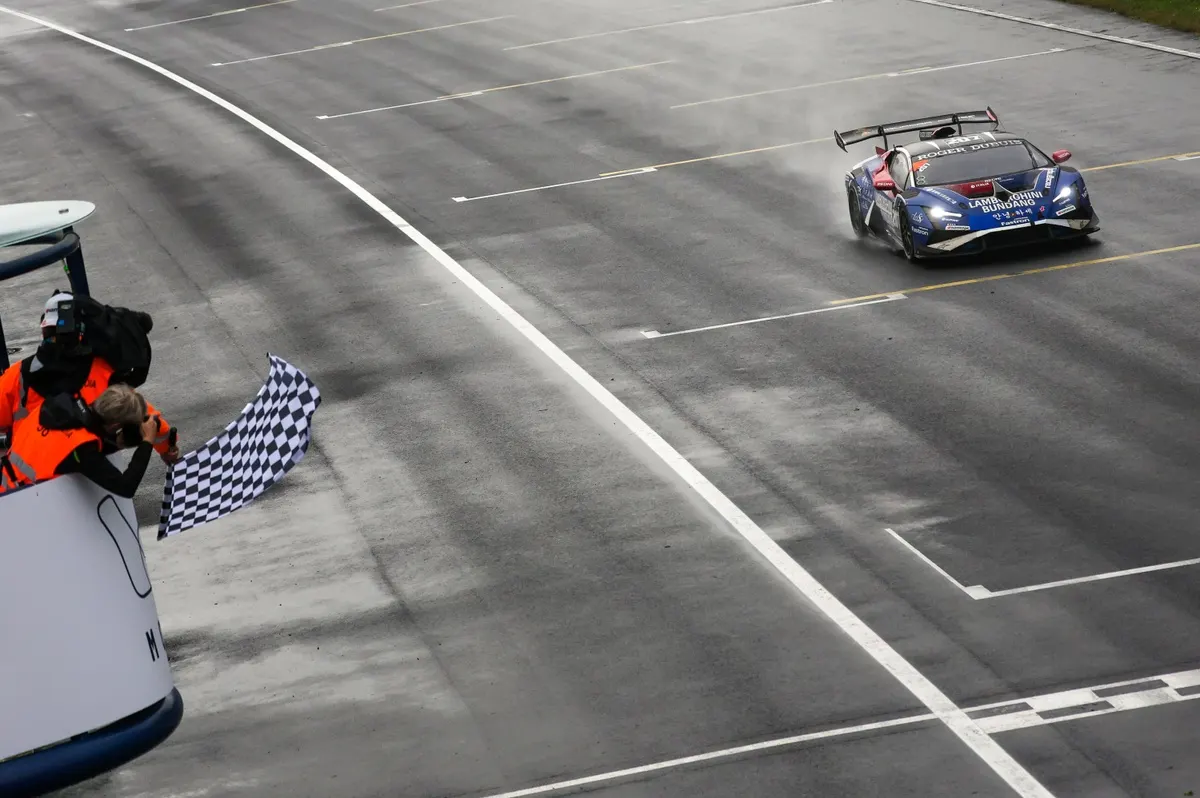 Image accompanying: Lamborghini Super Trofeo | Asia Race 2: Victory for Li/Sherlock, but Tregurtha crowned champion over Sceats/Wisniewski
