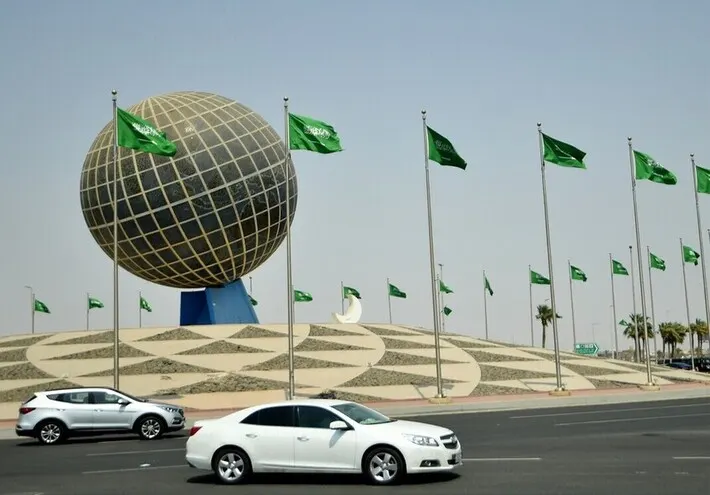 صورة مرافقة للخبر: الدفاع المدني السعودي يعلن زوال الخطر عن أبها بعد إطلاق إنذار تحذيري