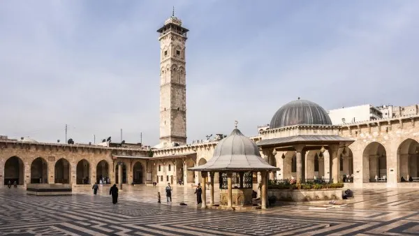 صورة مرافقة للخبر: بعد 13 عاما من الإغلاق.. الجامع الأموي الكبير في حلب يستعيد مكانته التاريخية