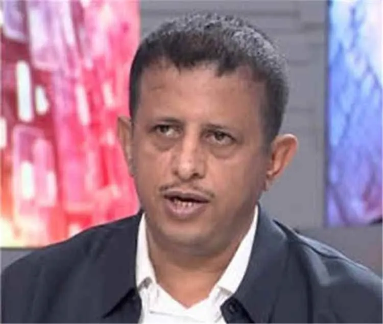 صورة مرافقة للخبر: فتحي بن لزرق: للأسف الشديد ستشاهدون خلال الأيام القادمة تعازي جلها صور بزران... ماذا يقصد؟