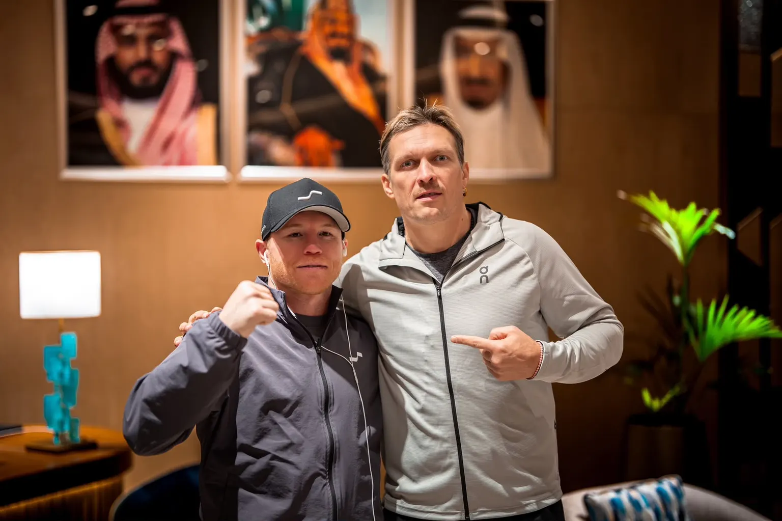 Image accompanying: Canelo Alvarez arrives in Riyadh ahead of ‘Mexico vs. The World’ showdown with Christian Mbilli