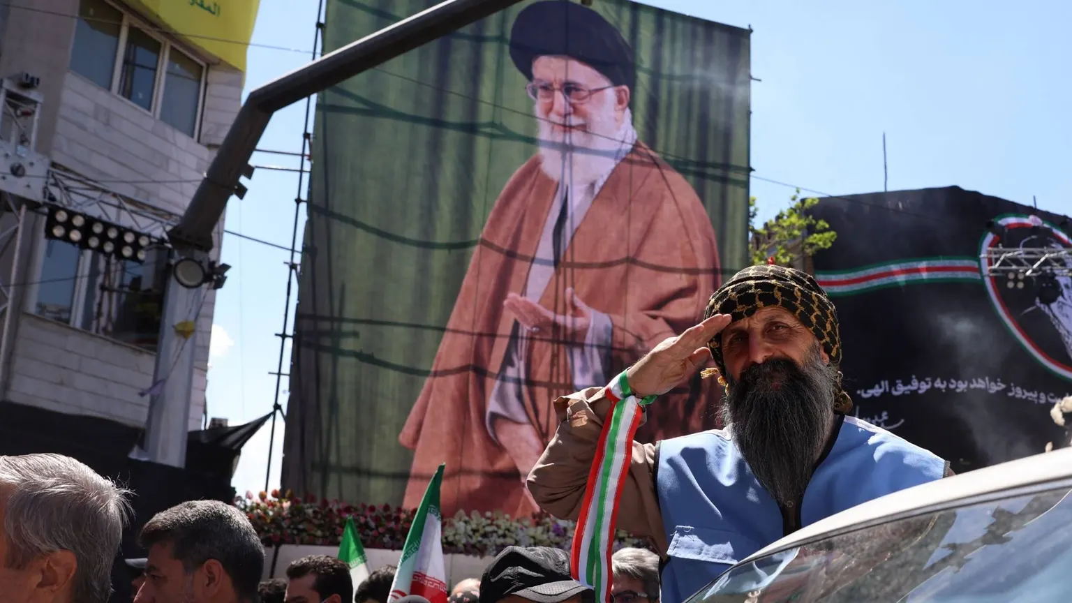 صورة مرافقة للخبر: حرب النظام الإيراني أم الشيعة؟