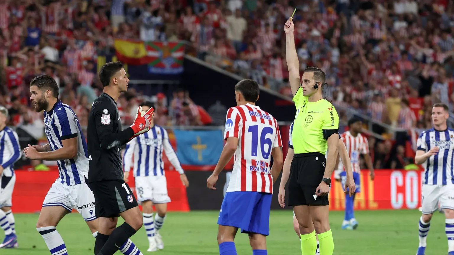 صورة مرافقة للخبر: مقلق لريال مدريد.. الكشف عن الحكم الأقرب لإدارة الكلاسيكو