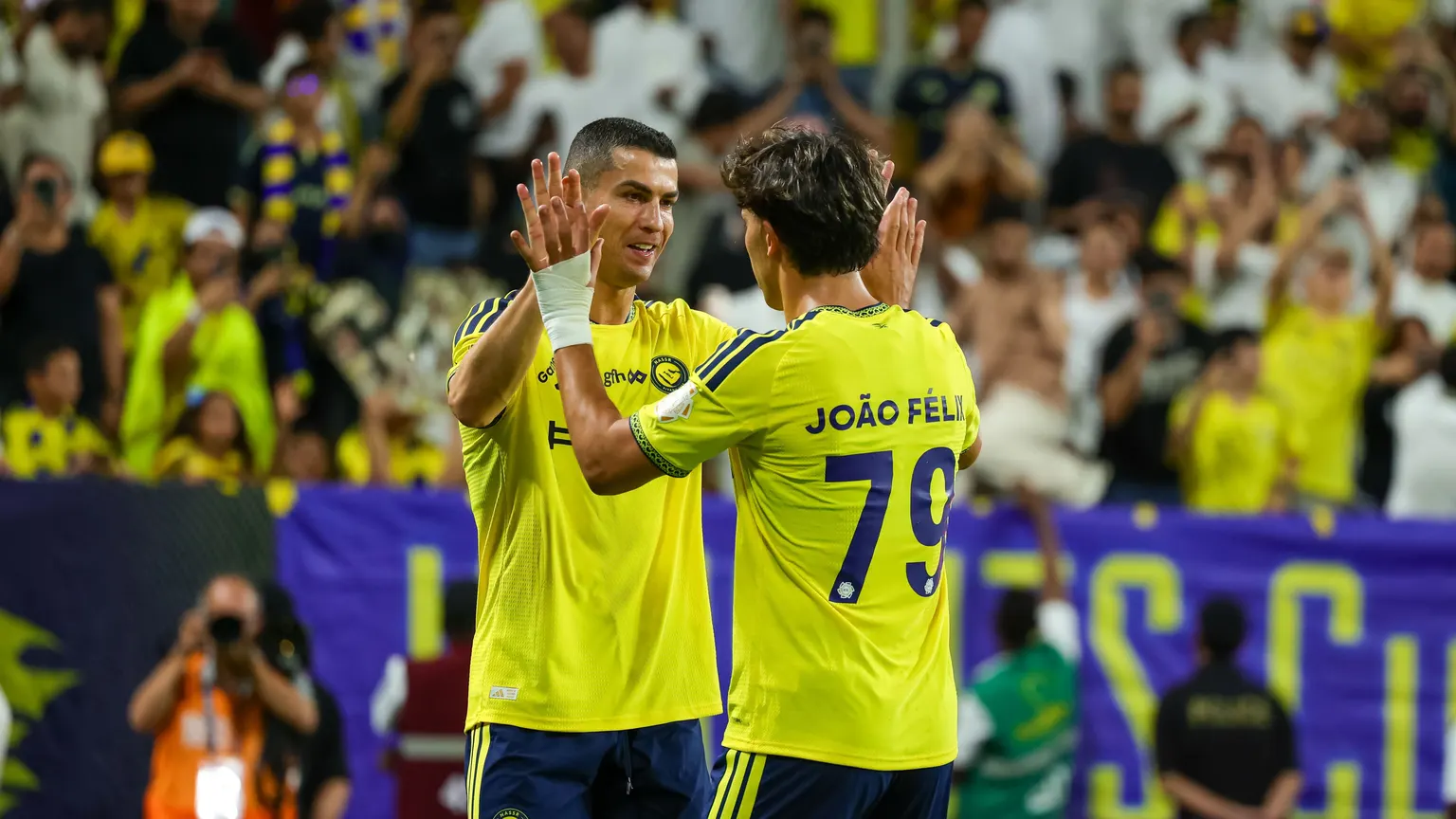 صورة مرافقة للخبر: فيديو: الهريفي ينتقد لاعب النصر بسبب تصرفه مع رونالدو