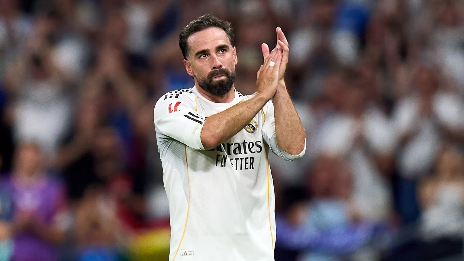 صورة مرافقة للخبر: منافس ريال مدريد.. كارفاخال يحسم انتقاله إلى ناد جديد