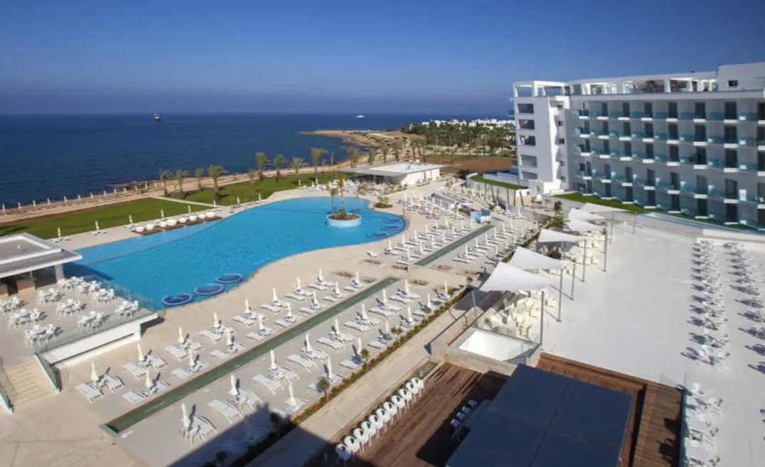 Image accompanying: British man fined without jail in Cyprus after pleading guilty to negligence in son’s fatal fall