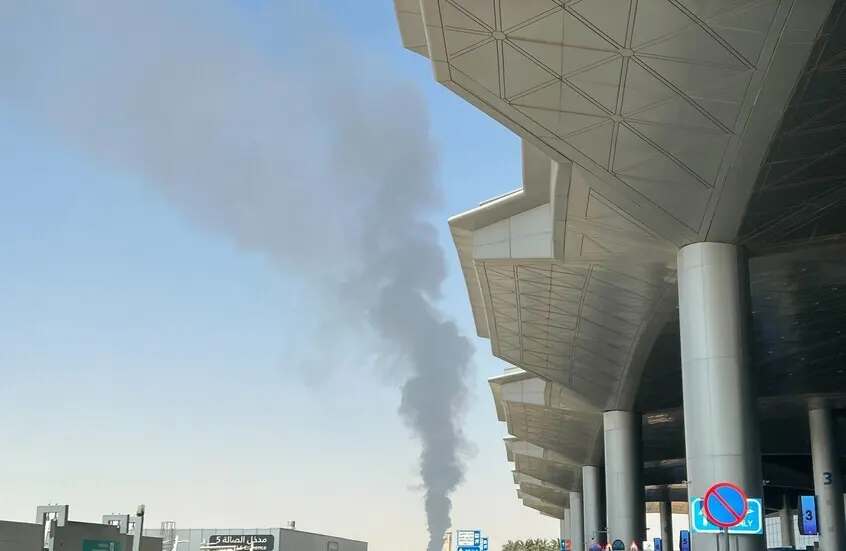 صورة مرافقة للخبر: هيئة الطيران المدني السعودية تعلن وفاة 12 شخصا وإصابة 309 آخرين في استهدف مطار الملك خالد