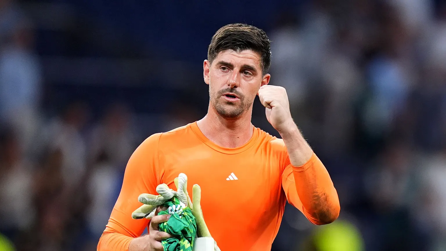 صورة مرافقة للخبر: هل سيعود؟.. كورتوا يتحدى البيان الرسمي لريال مدريد قبل الكلاسيكو
