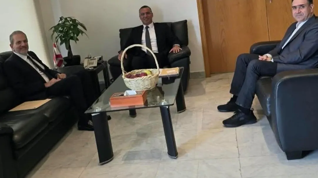 صورة مرافقة للخبر: وزارة الزراعة تطلق مبادرة مع شركات النفط لدعم مزارعي التفاح وتأمين المازوت لبرادات التخزين وتسويق الإنتاج
