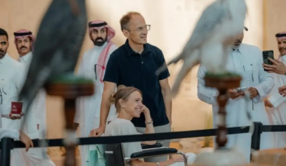 صورة مرافقة للخبر: دولي وإقليمي.. حضور إعلامي واسع في معرض الصقور والصيد السعودي