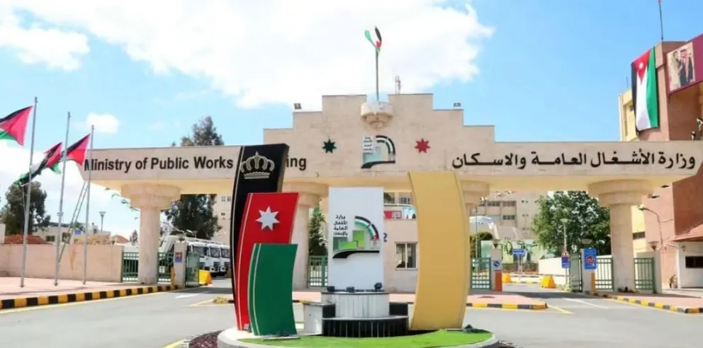 صورة مرافقة للخبر: الاشغال: لا تقارير مساحية عند تقديم طلبات تتعلق بالطرق
