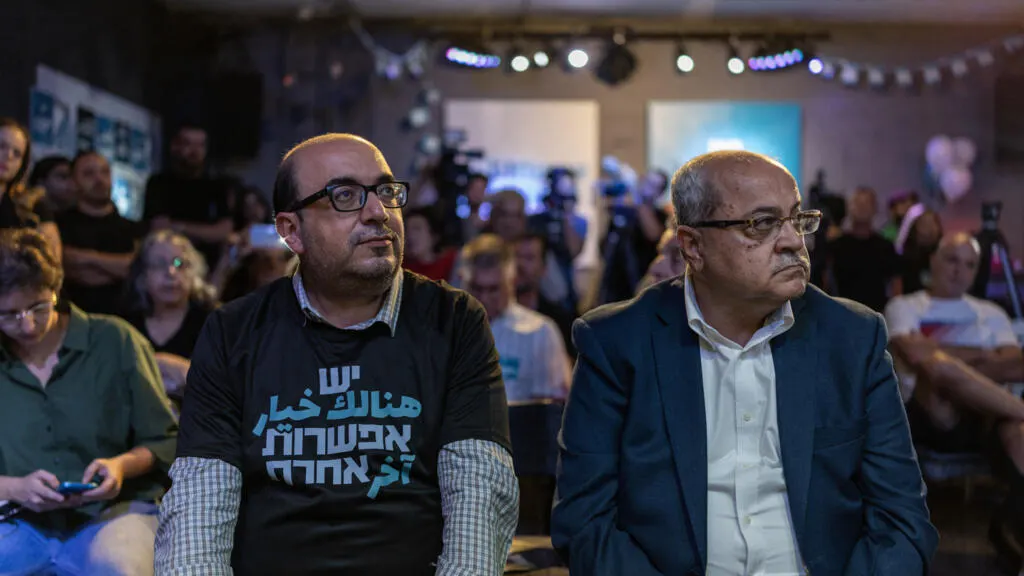 صورة مرافقة للخبر: الانتخابات الإسرائيلية: هل تطيح القوائم العربية بمعسكر نتانياهو وبن غفير وسموتريتش؟