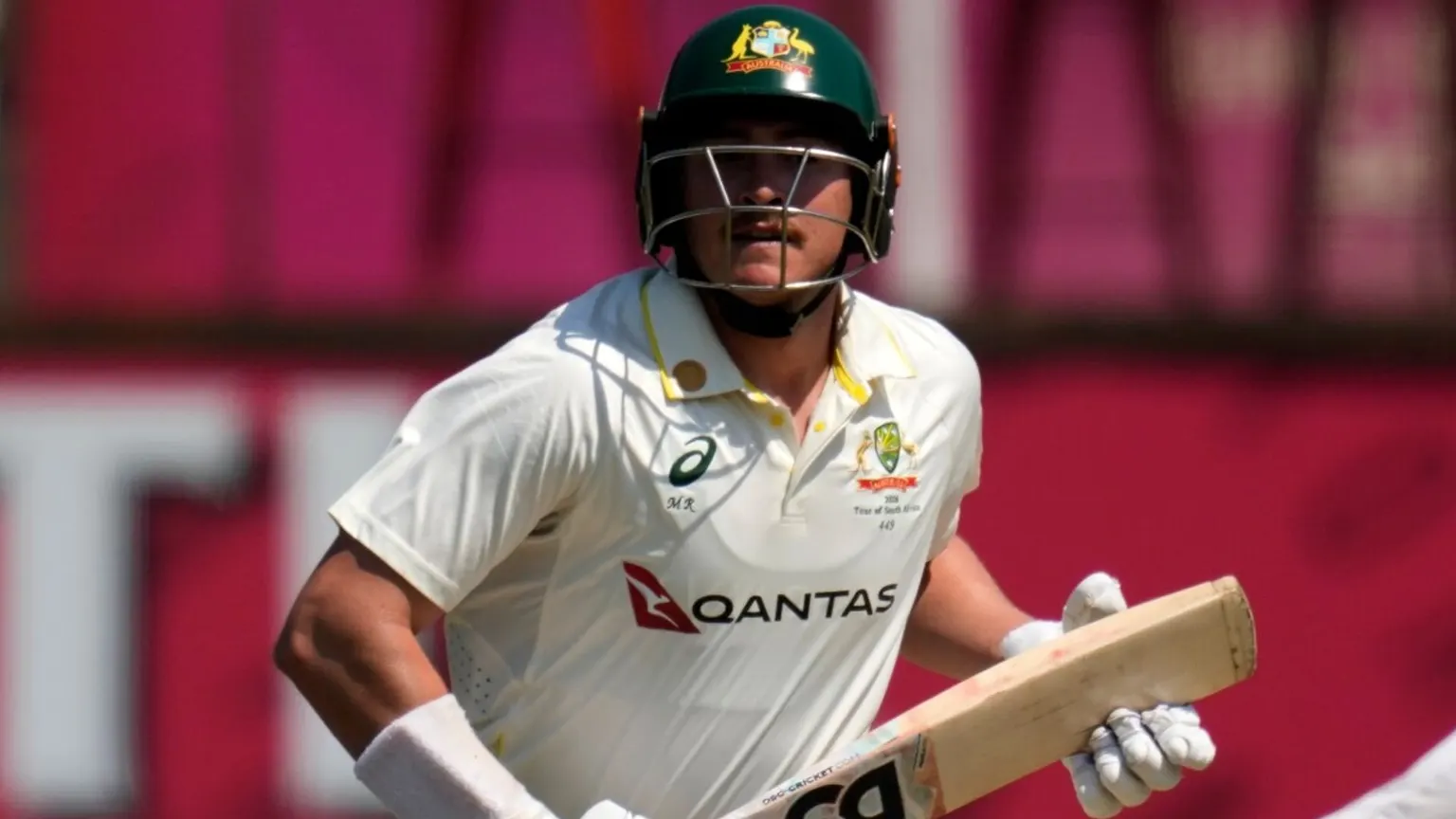 Image accompanying: Renshaw stars as Australia close in on first Test victory in Durban